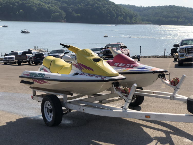 Making a dual jet ski trailer from a boat trailer – PCB Isolation